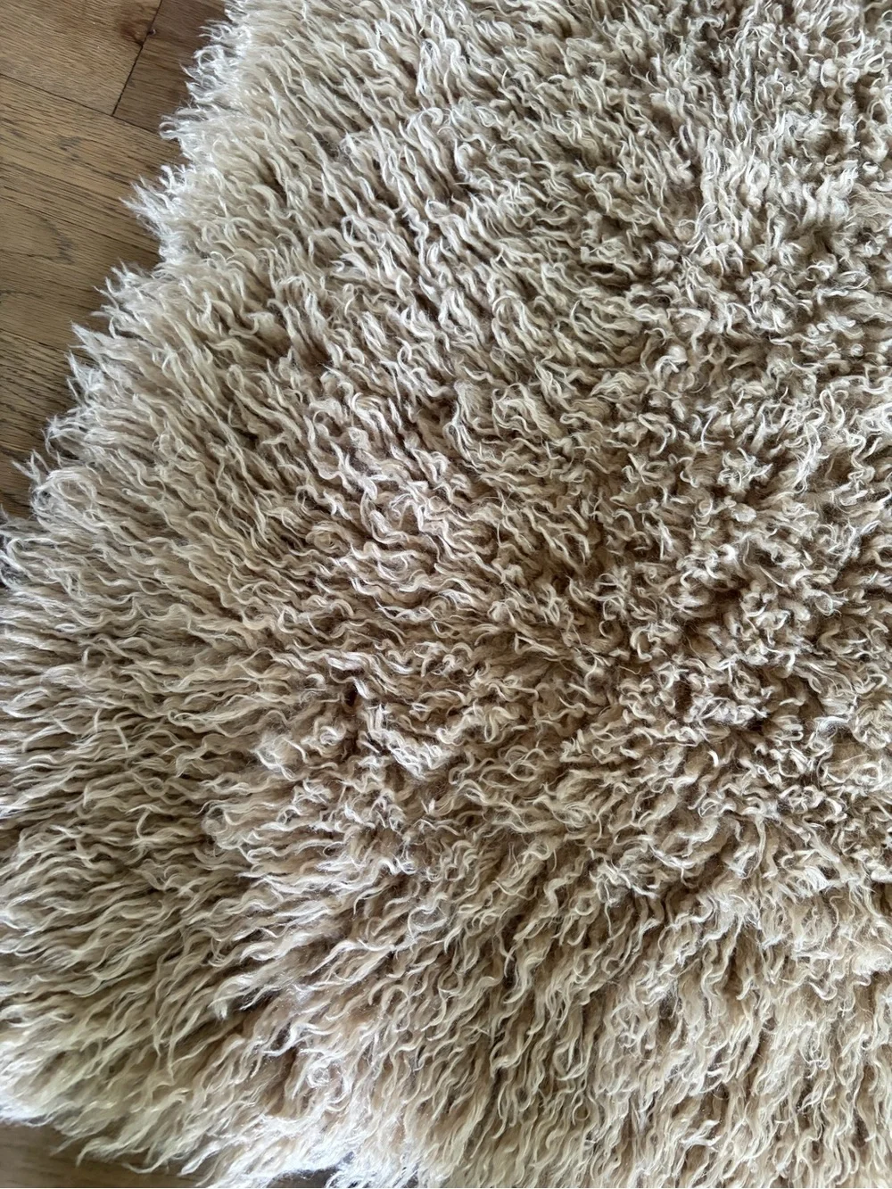 Paw.com PupProtector™ LUXE Waterproof Throw Blanket faux sheep- 80 x 62